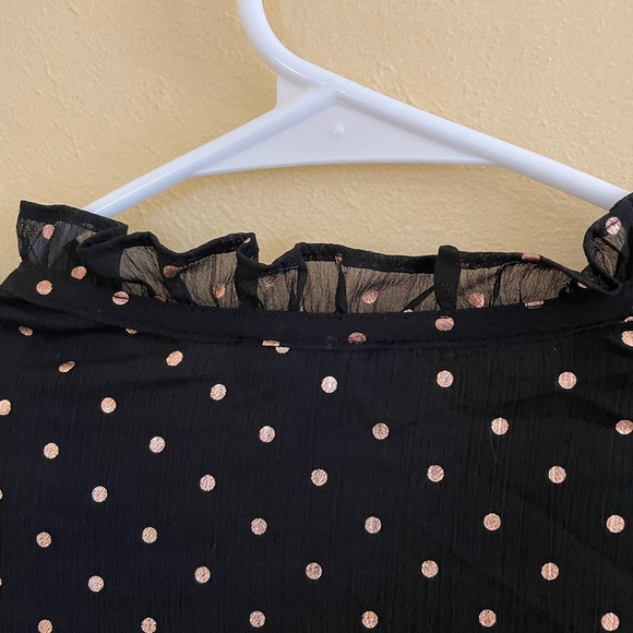 Black with Gold Polka Dot Long Sleeve V-Neck Blouse Sz-Medium - Picture 7 of 9